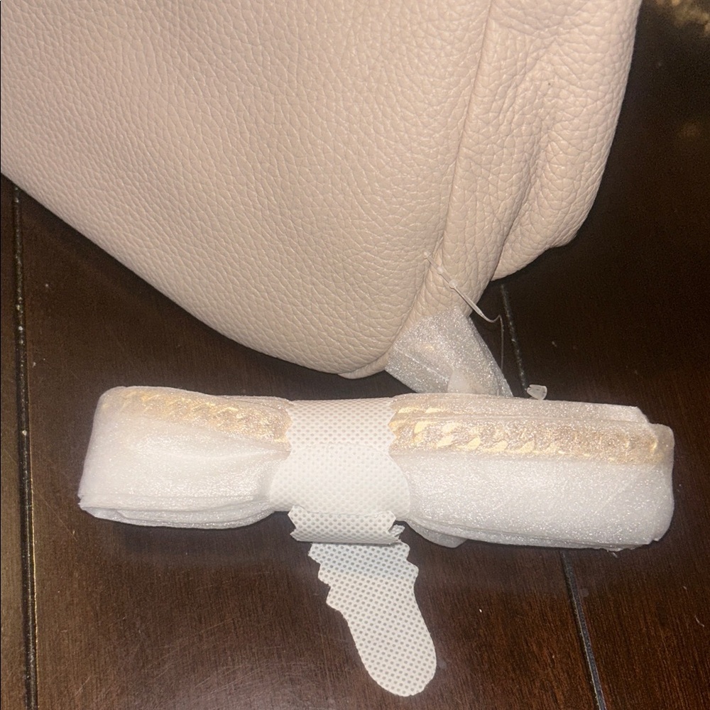 Quince Italian leather handbag Cream Shoulder/Crossbody  Bag - Picture 4 of 4
